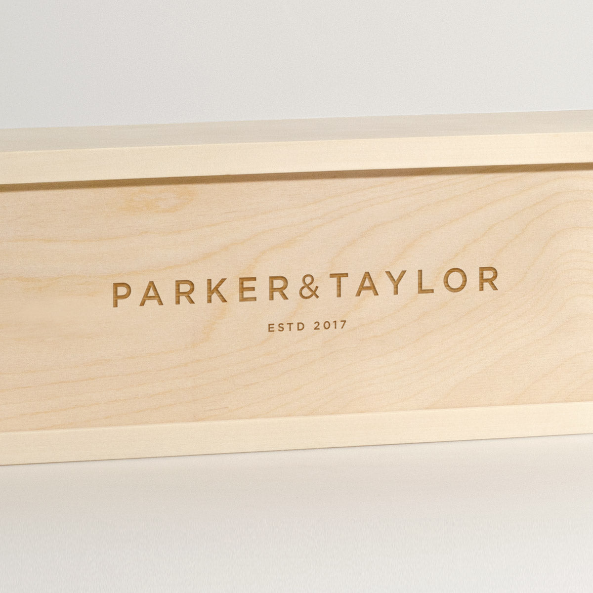 The Director - Wine Box - closeup