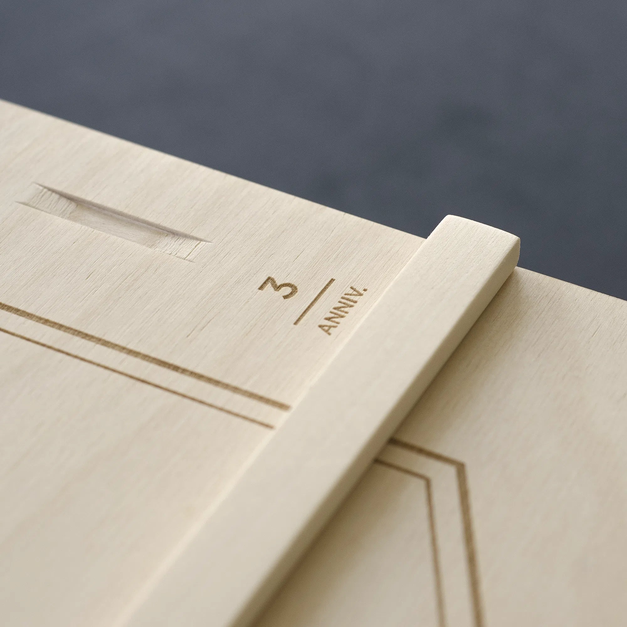 Cooperage Select Anniversary Wine Box Engraving Detail 1