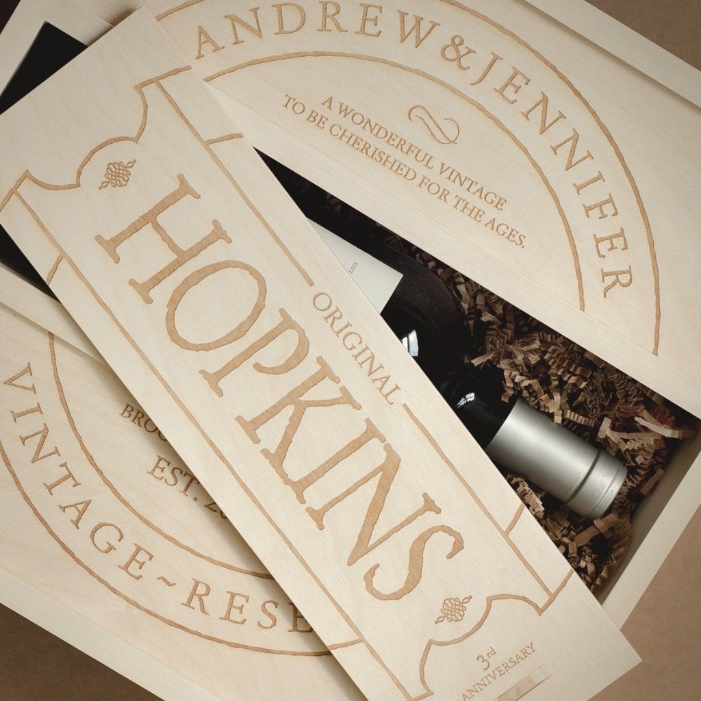 Family Vintage Anniversary Wine Box Engraving Detail 2