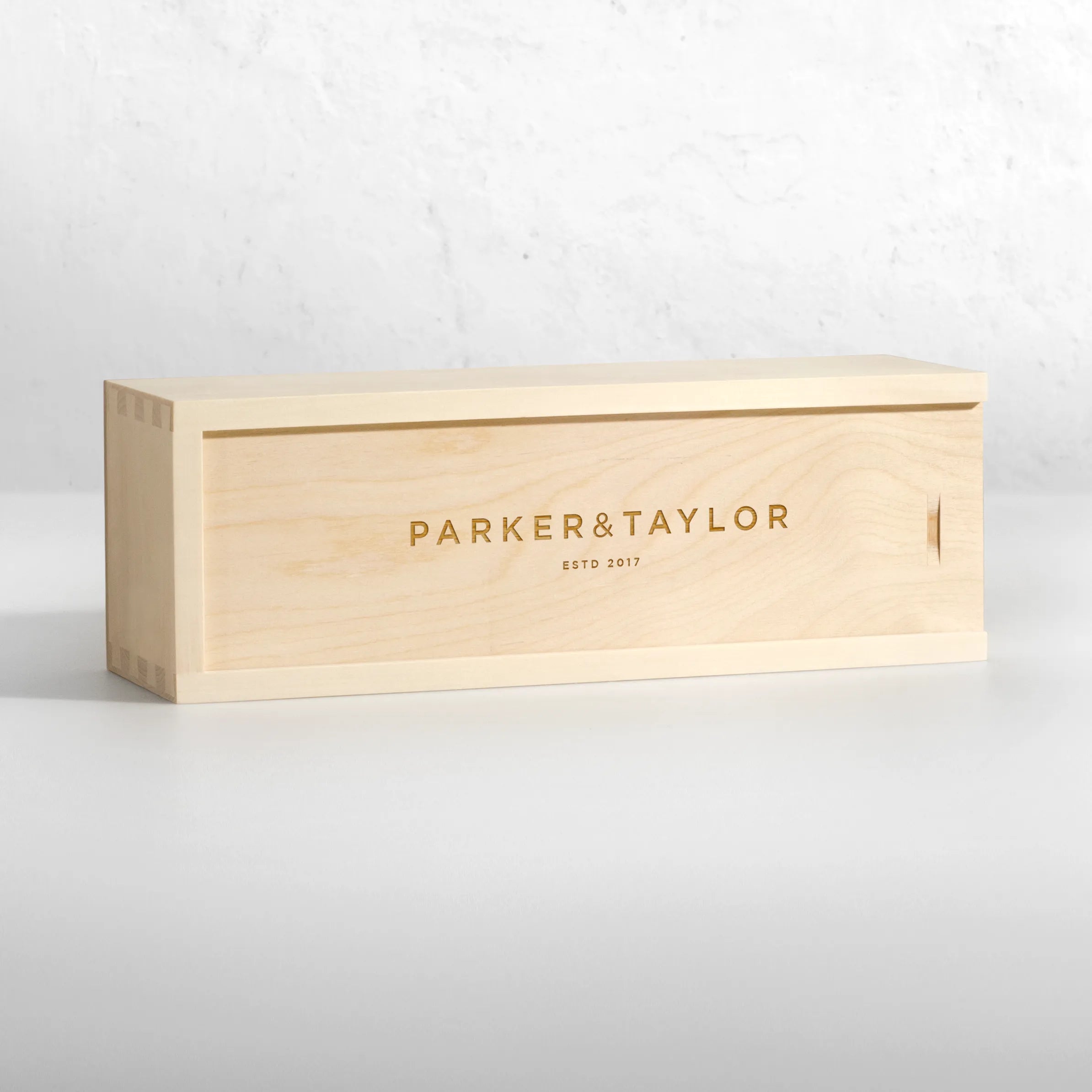 Director Personalized Wine Box