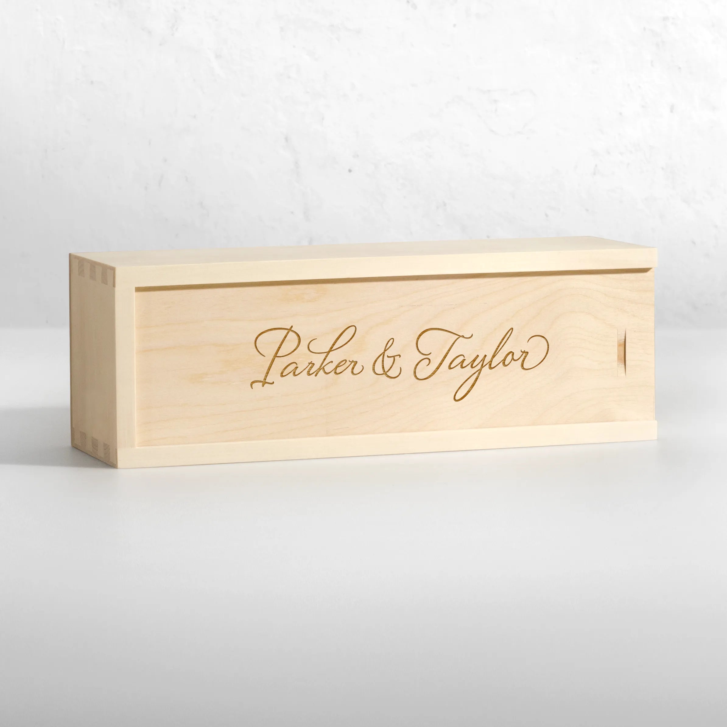 Stylist Engraved Wine Box