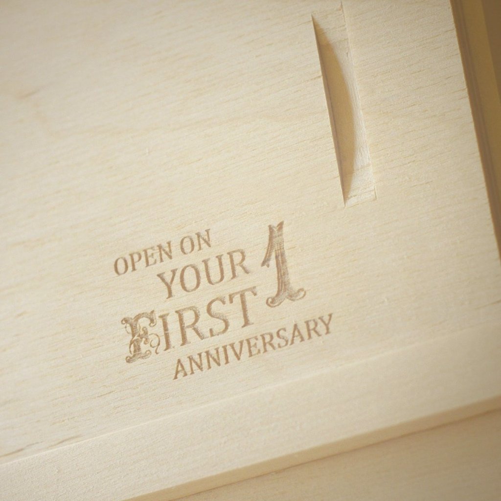 I Do Wedding Wine Box - Detail Image 3