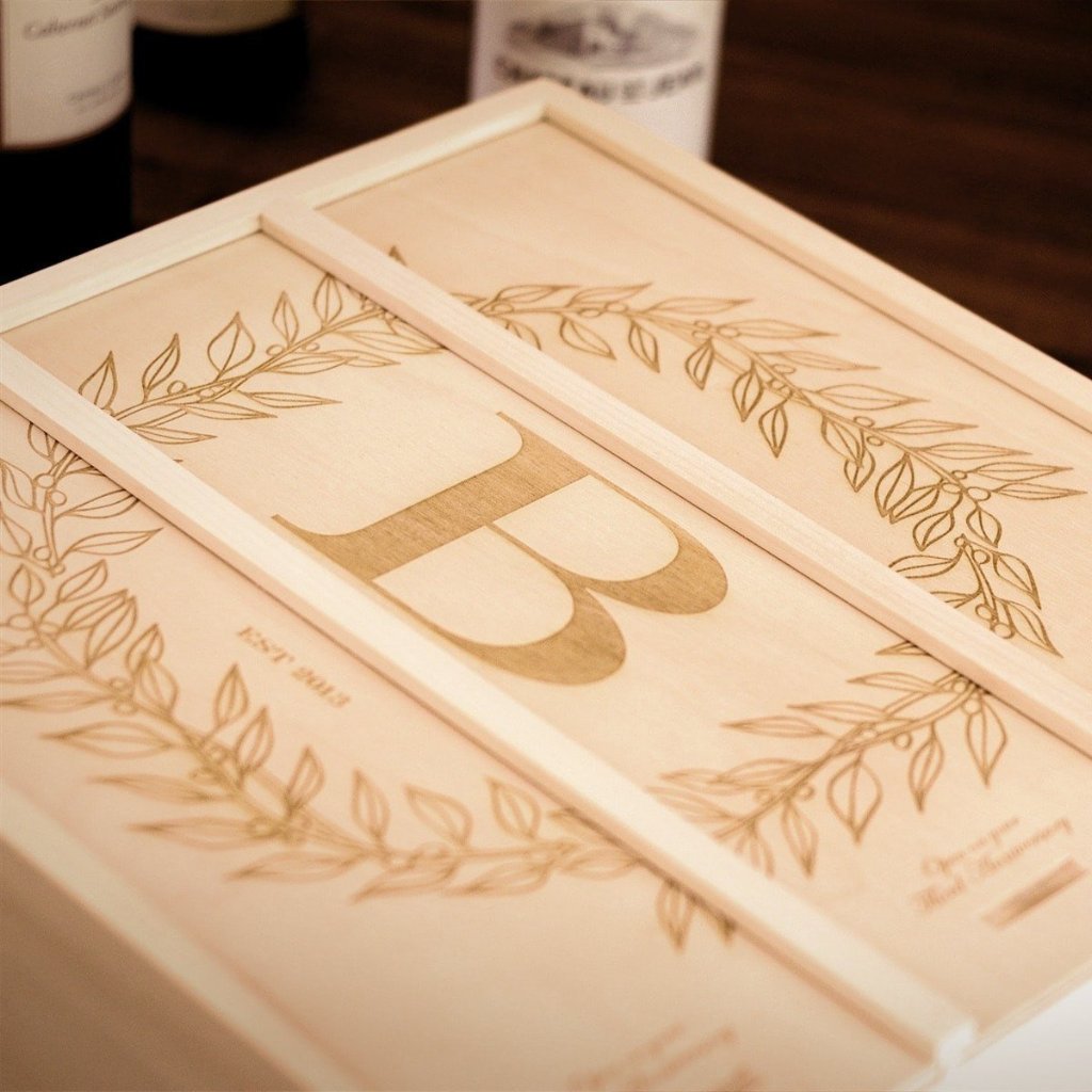 Monogram Cottage Wedding Wine Box - Detail Image 2